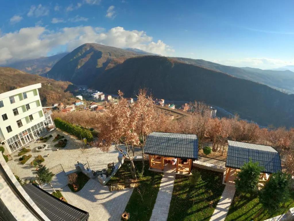 Bujtina Vrenezi Hotel Peshkopi Luaran gambar