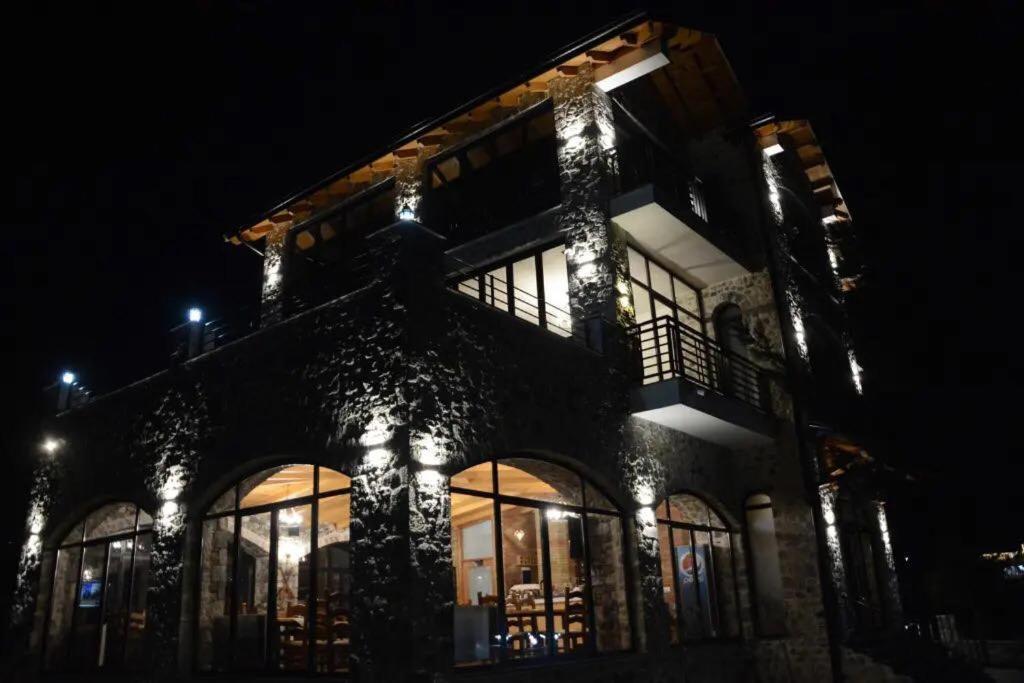 Bujtina Vrenezi Hotel Peshkopi Luaran gambar