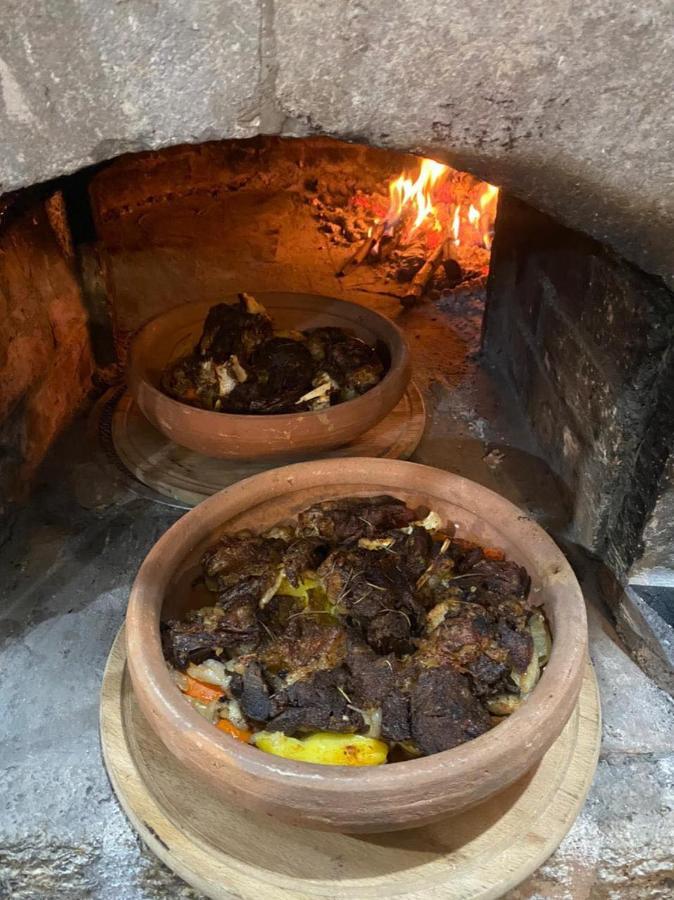 Bujtina Vrenezi Hotel Peshkopi Luaran gambar