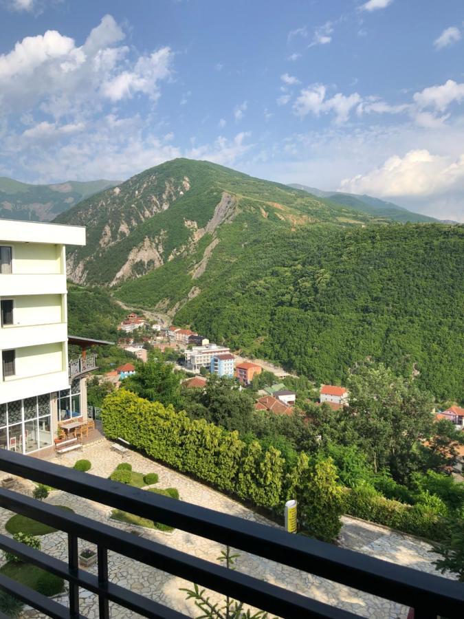 Bujtina Vrenezi Hotel Peshkopi Luaran gambar