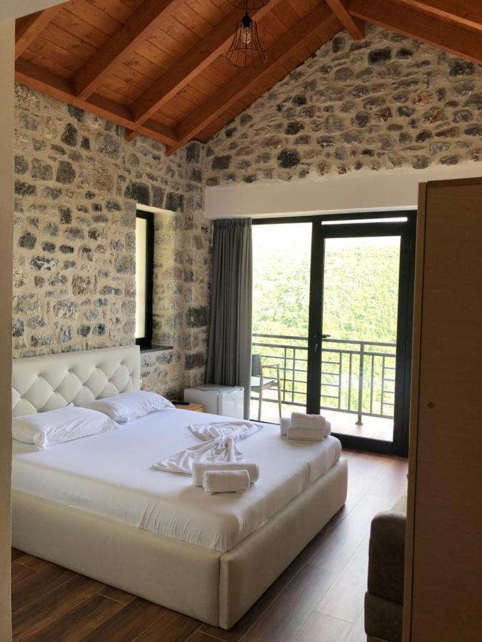 Bujtina Vrenezi Hotel Peshkopi Luaran gambar